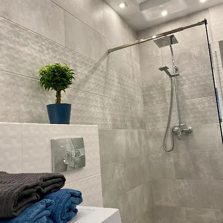 Kossaka 5 - Stare Miasto Nowy Apartament Przy Wawelu Krakkó